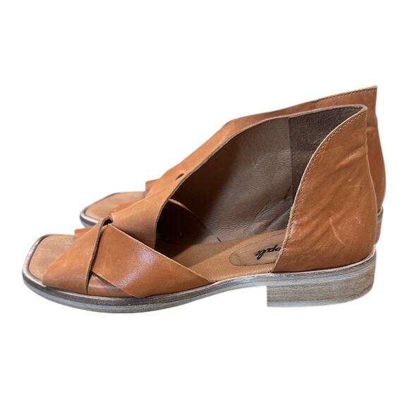 Free People Sun Valley Slip on Sandals In Natural Tan - Picture 10 of 11